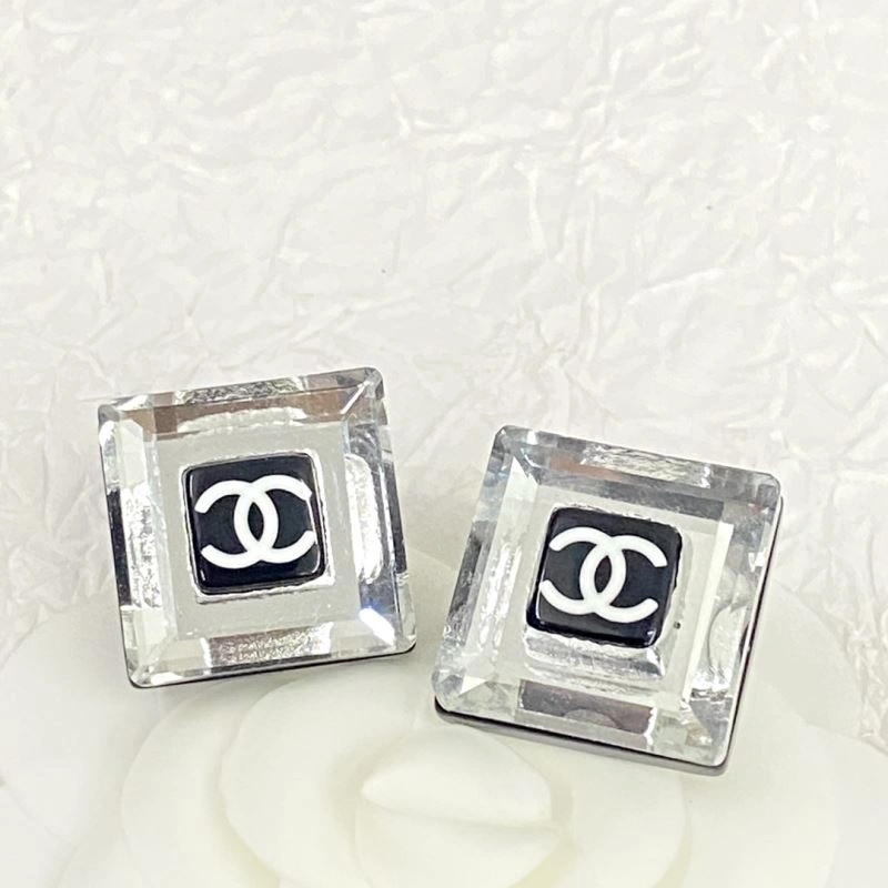 Unique Chanel Earrings 227921