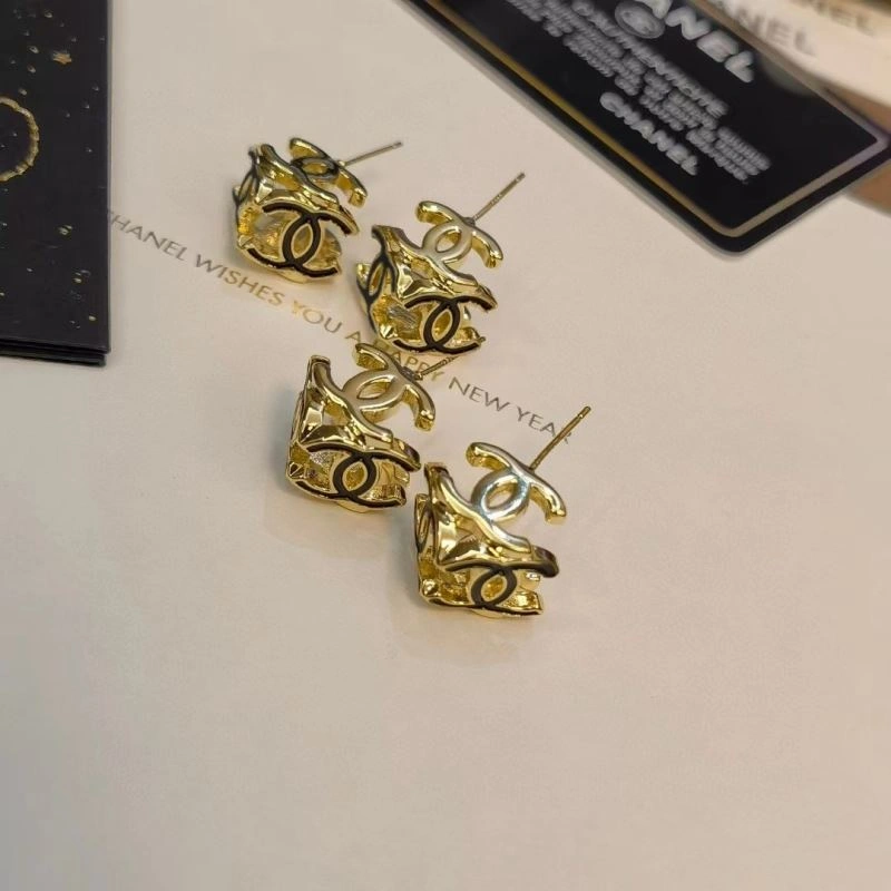 Stylish Chanel Earrings 227917