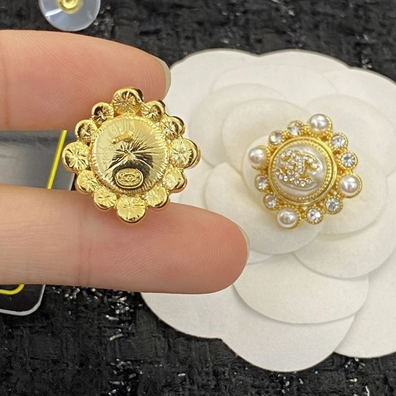 Chanel Earrings Stylish 227871
