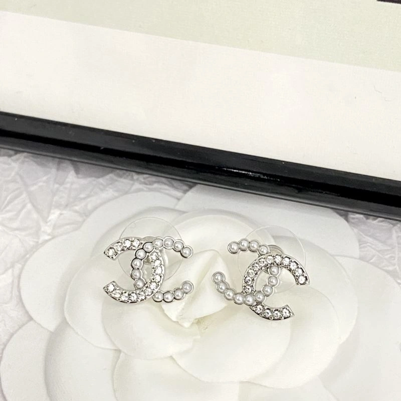 Stylish Chanel Earrings 227863