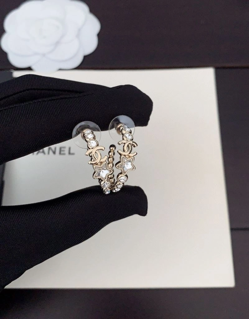 Sophisticated Chanel Earrings 227906