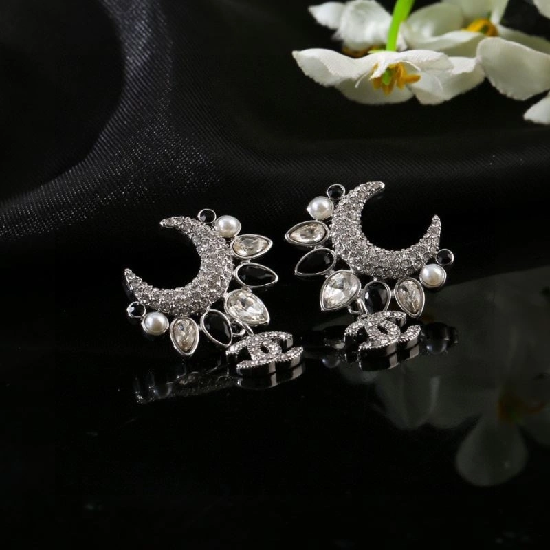 Refined Chanel Earrings 227855