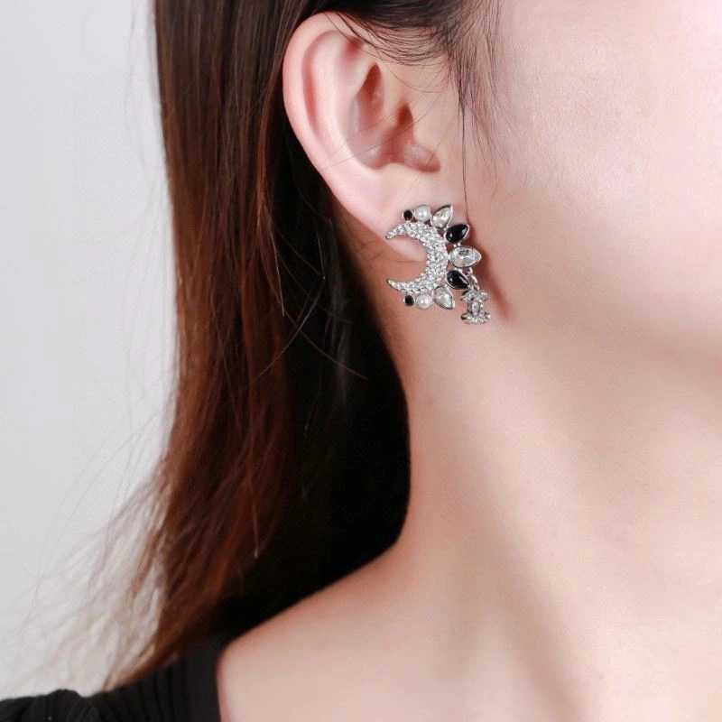 Refined Chanel Earrings 227855