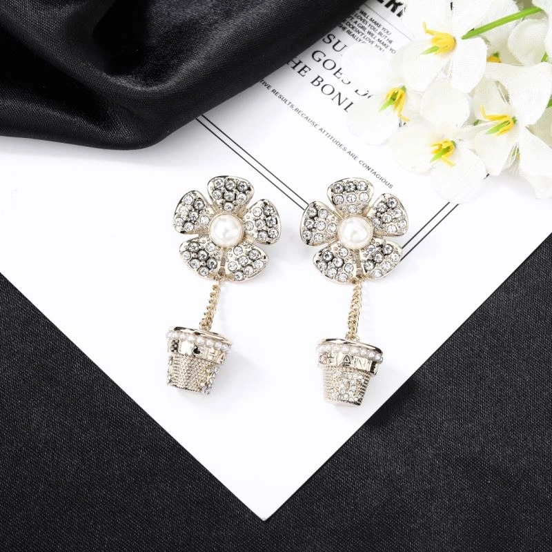 Chanel Earrings FreshLook 227853