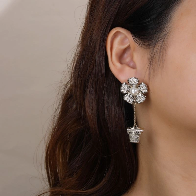 Chanel Earrings FreshLook 227853