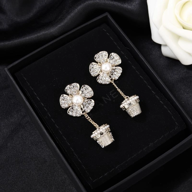 Chanel Earrings FreshLook 227853