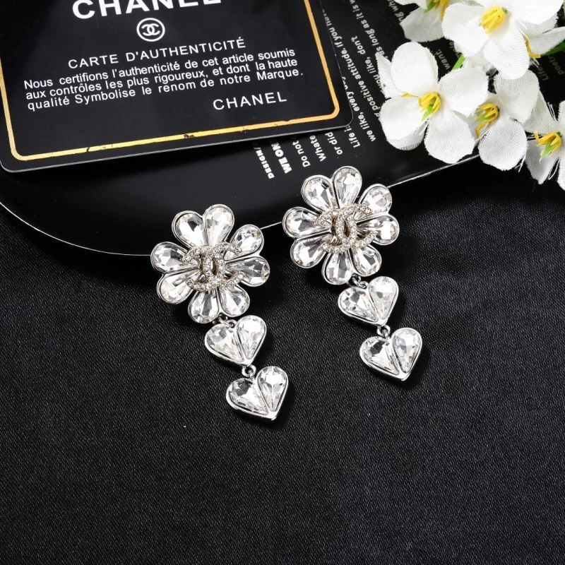 Chanel Earrings Comfortable 227881