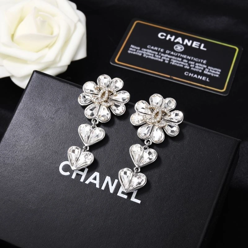 Chanel Earrings Comfortable 227881