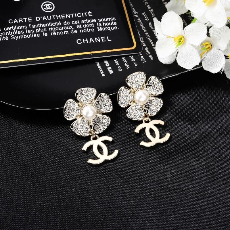 Chanel Earrings Durable 227835