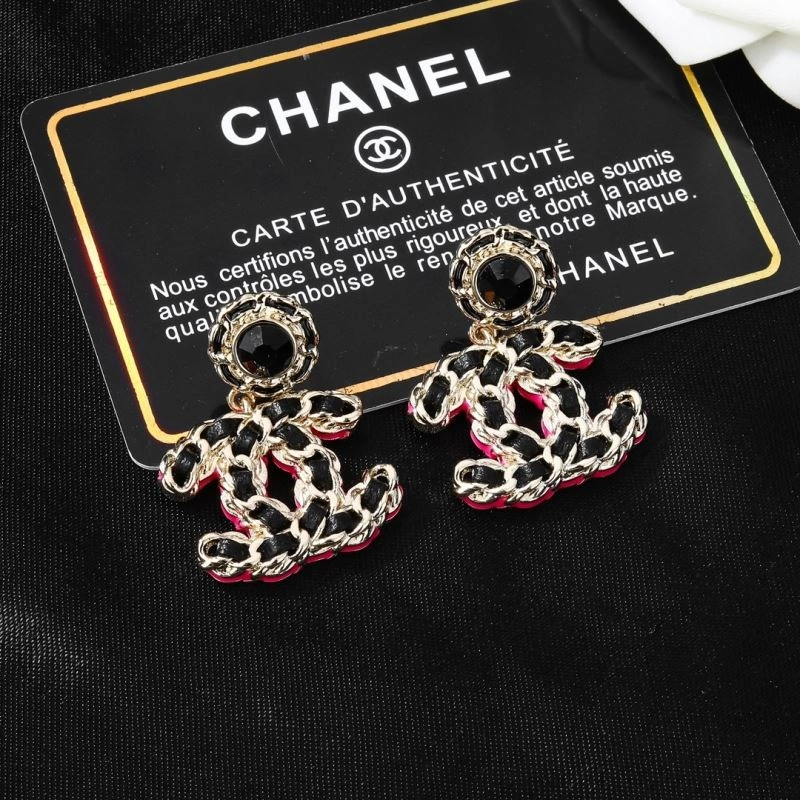 Elegant Chanel Earrings 227839