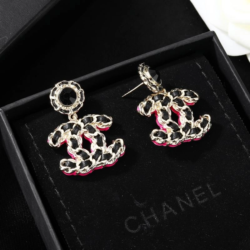 Elegant Chanel Earrings 227839