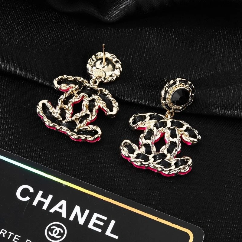 Elegant Chanel Earrings 227839