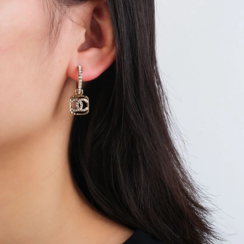 GoAnywhere Chanel Earrings 227833