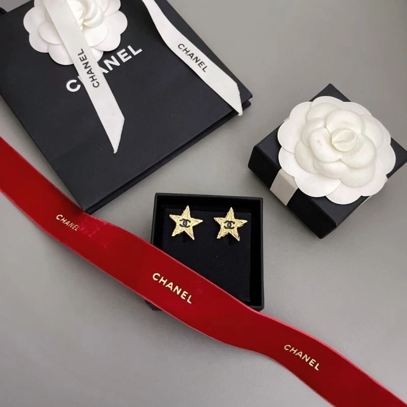 Chanel Earrings Reliable 227819