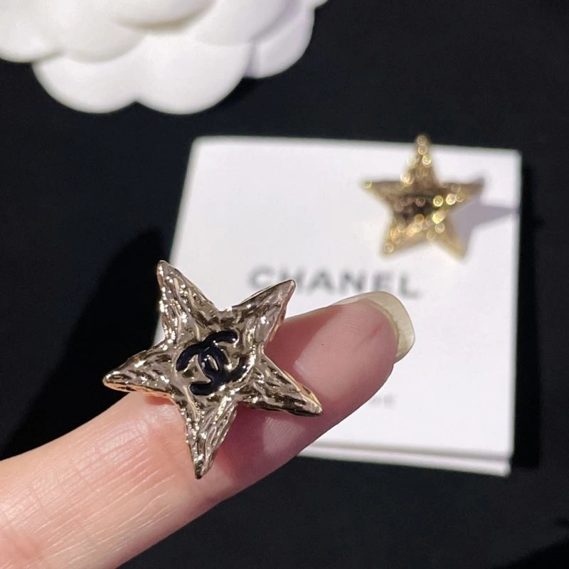 Chanel Earrings Reliable 227819