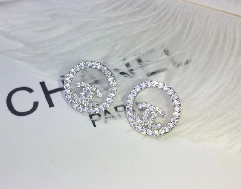 Lightweight Chanel Earrings 227971