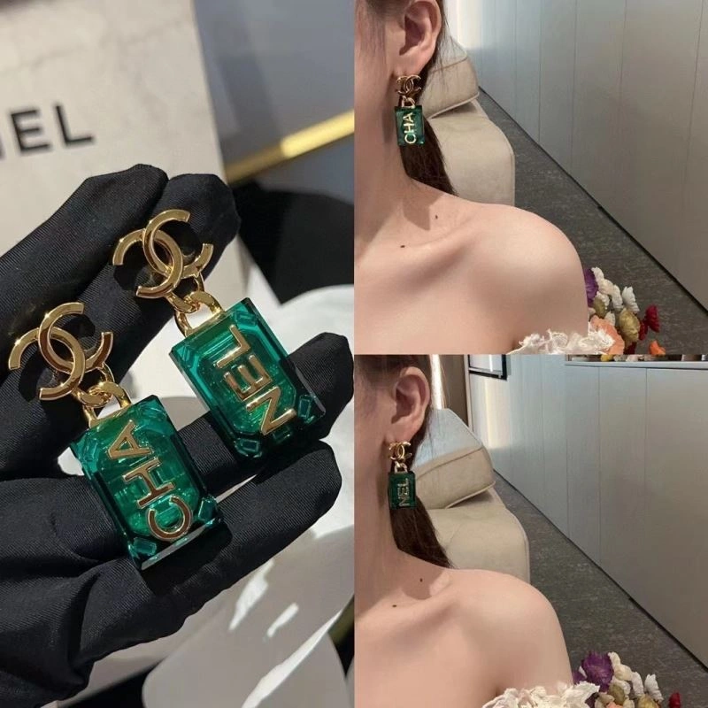 Chanel Earrings Unisex 227823