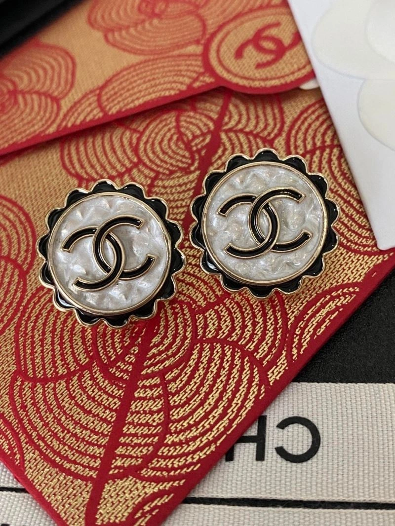 Reliable Chanel Earrings 227865