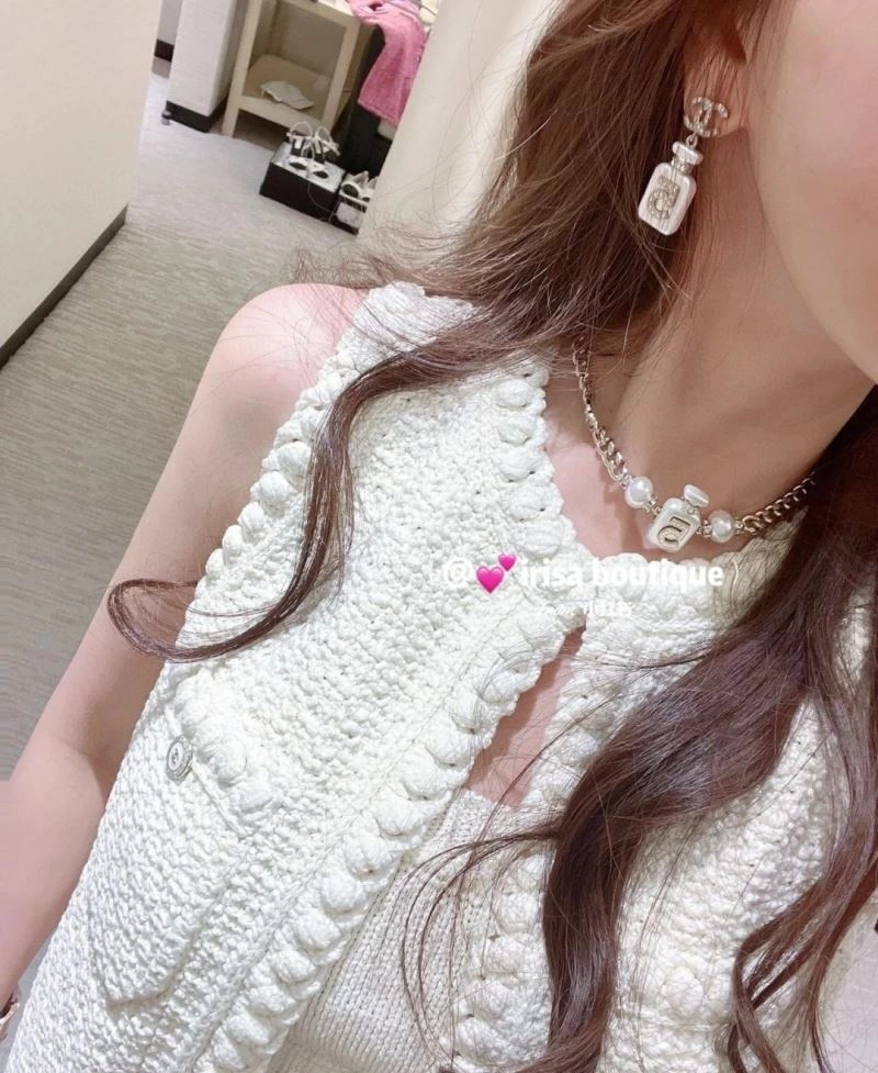Flexible Chanel Earrings 227820