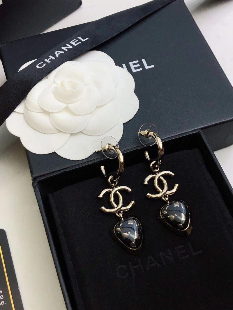 Supportive Chanel Earrings 227811