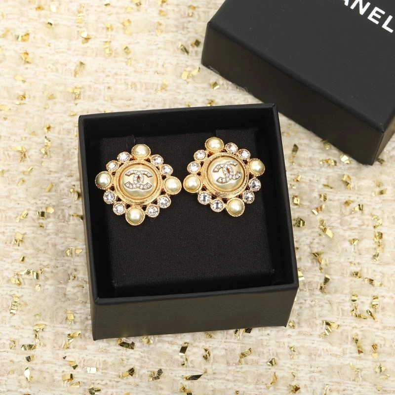 Chanel Earrings Effortless 227804