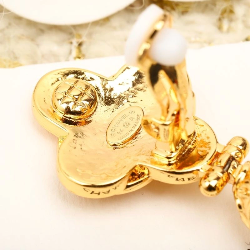 Chanel Earrings Durable 227827