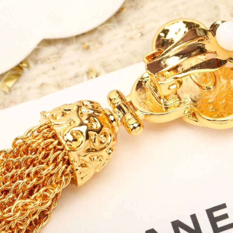Chanel Earrings Durable 227827