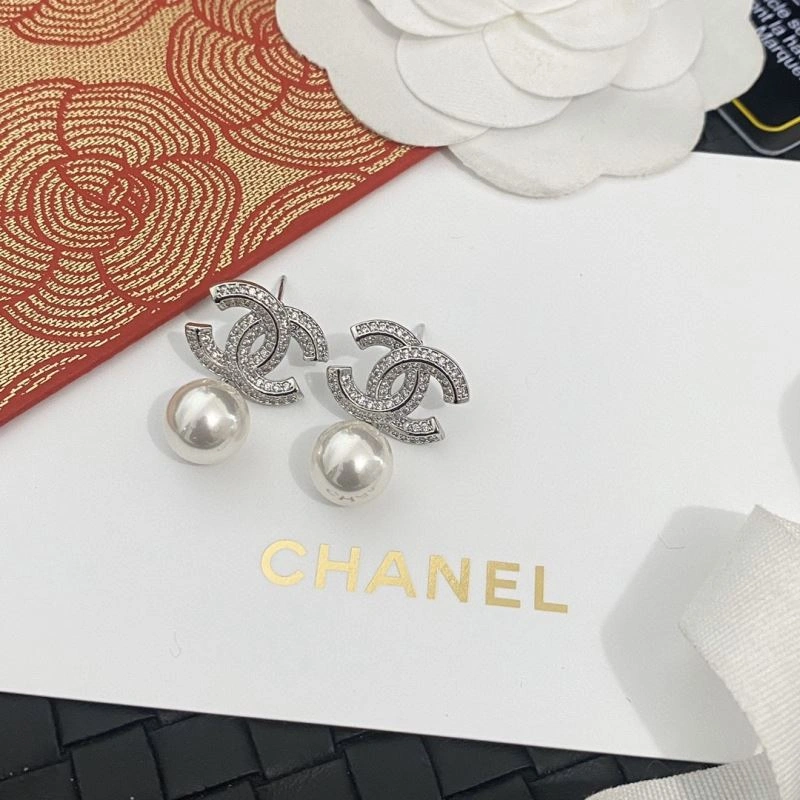 MoistureWicking Chanel Earrings 227787