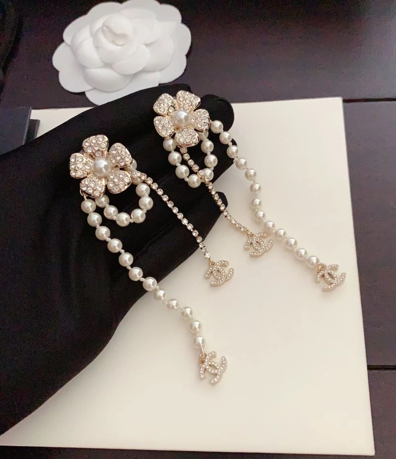 Chanel Earrings Packable 227776