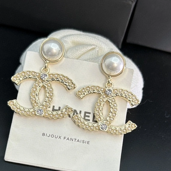 Chanel Earrings FreshLook 227859
