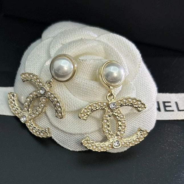 Chanel Earrings FreshLook 227859