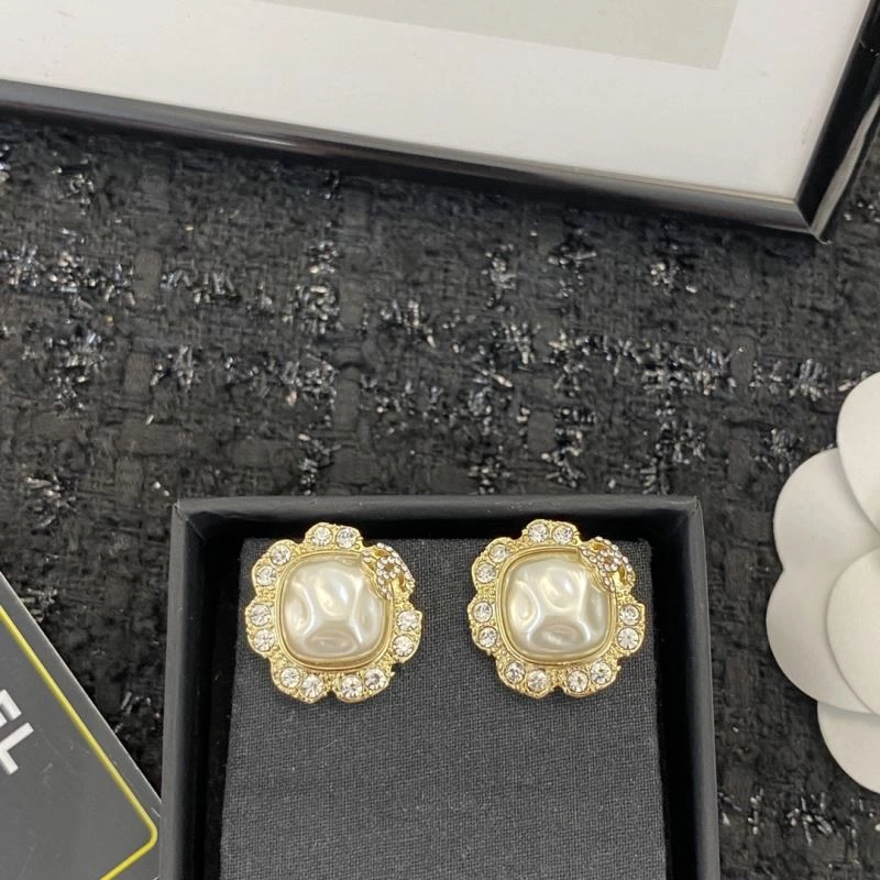 Chanel Earrings TimelessDesign 227862