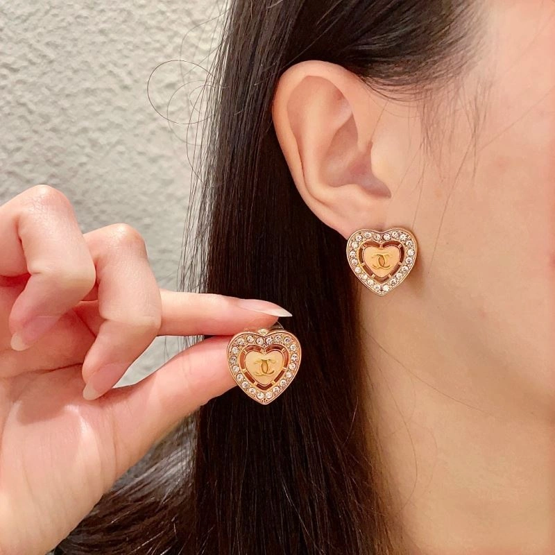 Chanel Earrings Sleek 227807
