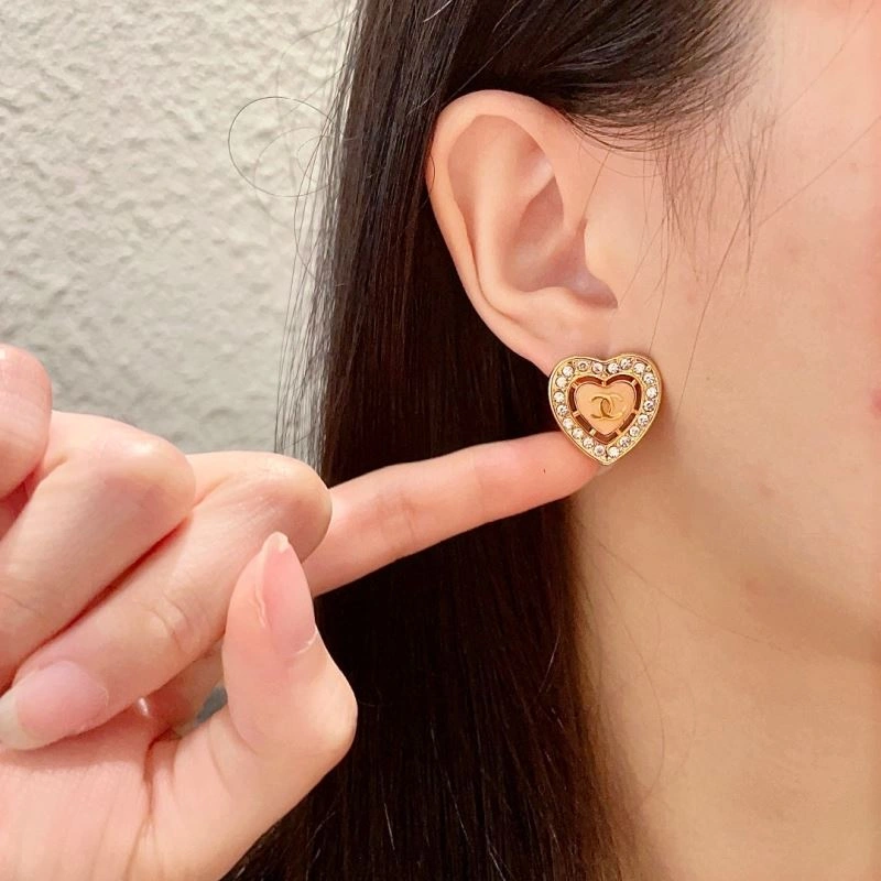 Chanel Earrings Sleek 227807