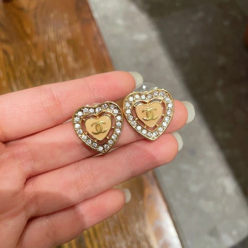 Chanel Earrings Sleek 227807