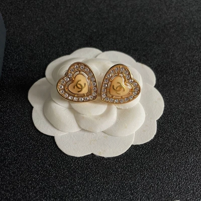 Chanel Earrings Sleek 227807
