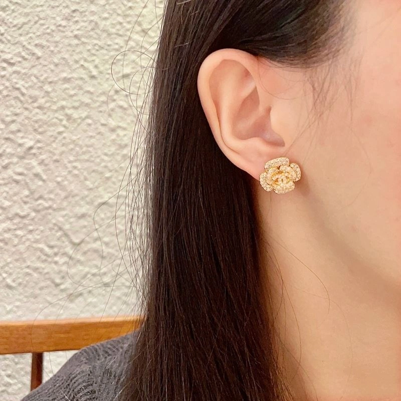 Chanel Earrings SoftTouch 227772