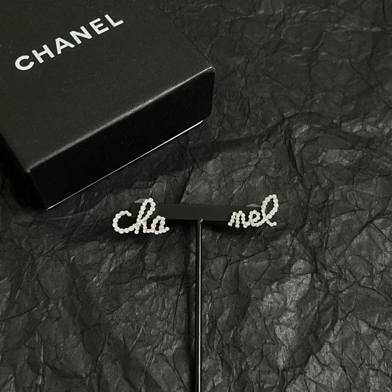 Sophisticated Chanel Earrings 227885