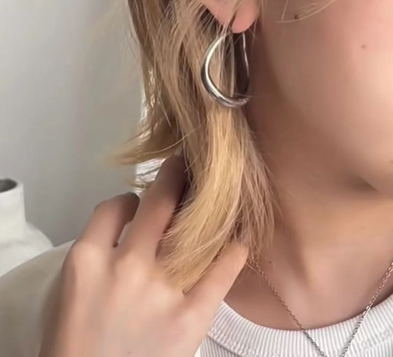 Sophisticated Chanel Earrings 227786