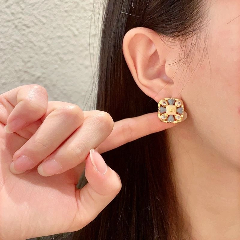 Chanel Earrings Unisex 227747