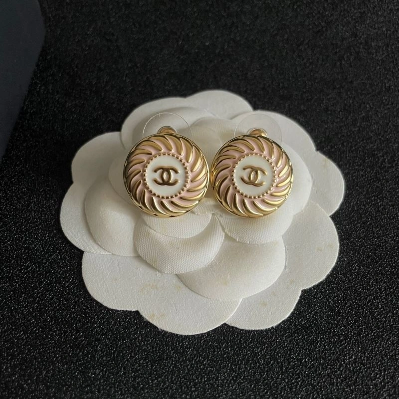 Chanel Earrings Affordable 227741