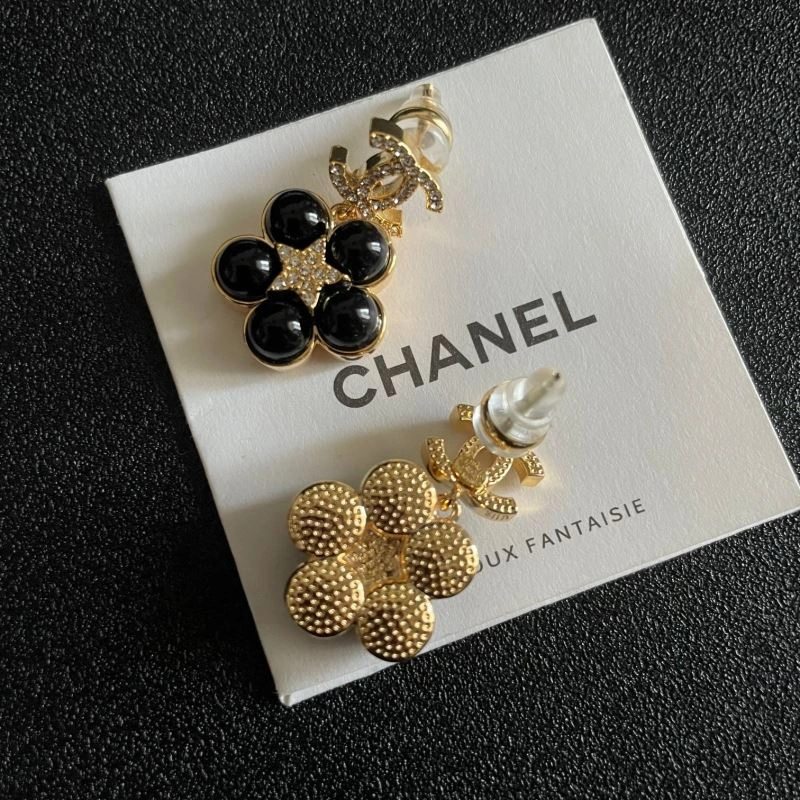 Vibrant Chanel Earrings 227734