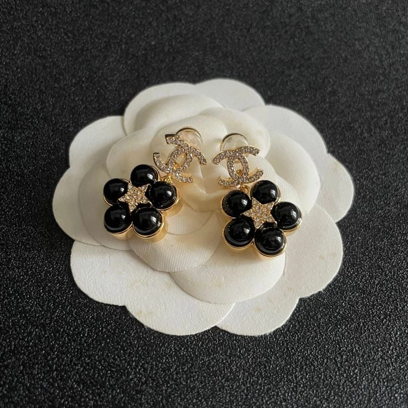 Vibrant Chanel Earrings 227734