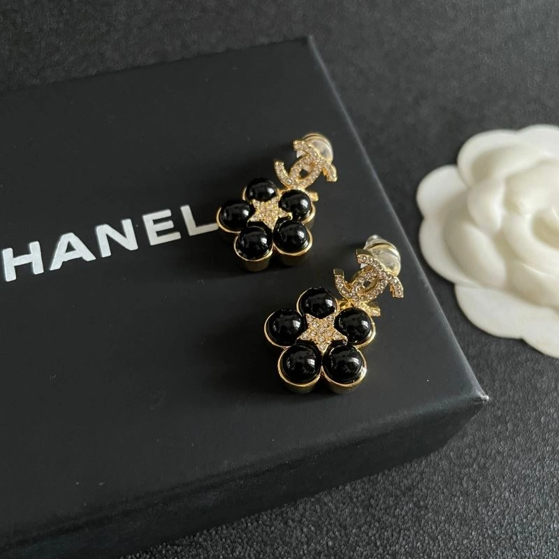 Vibrant Chanel Earrings 227734