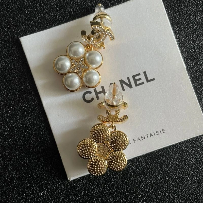 Seasonal Chanel Earrings 227735