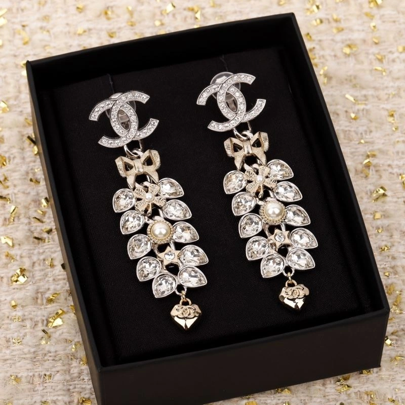 Trendsetting Chanel Earrings 227792