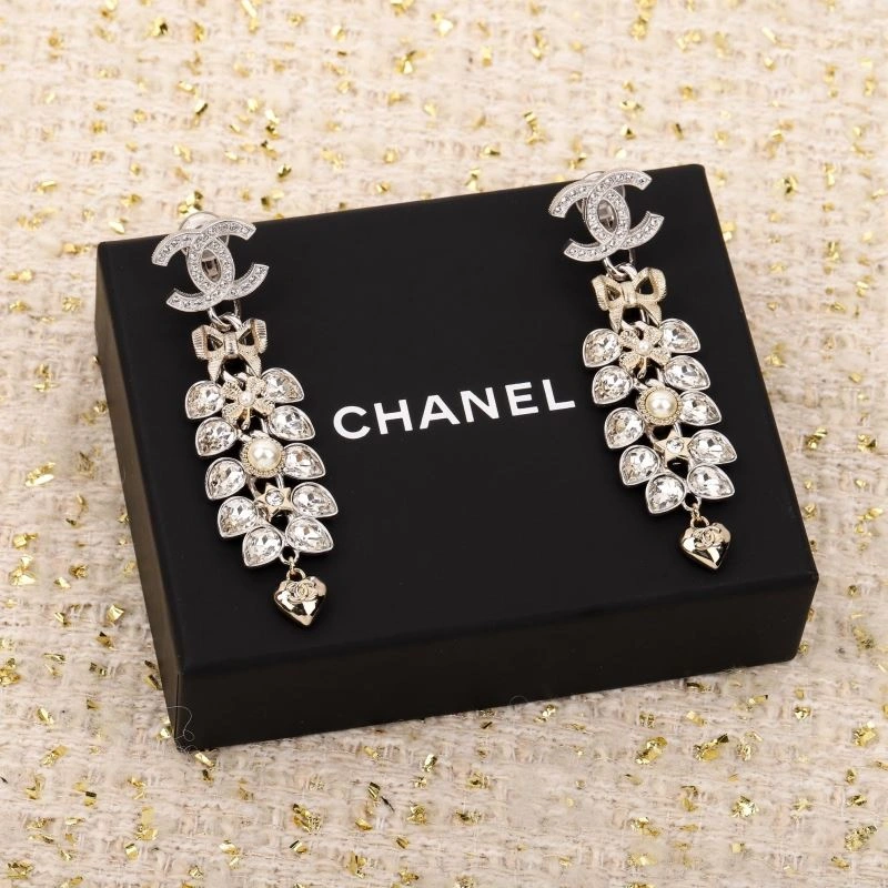 Trendsetting Chanel Earrings 227792