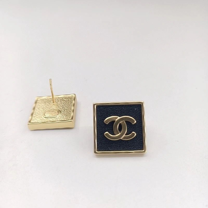 Chanel Earrings Supportive 227720