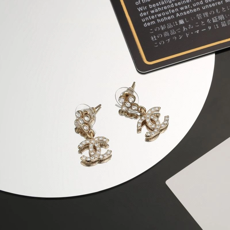 Fashionable Chanel Earrings 227704