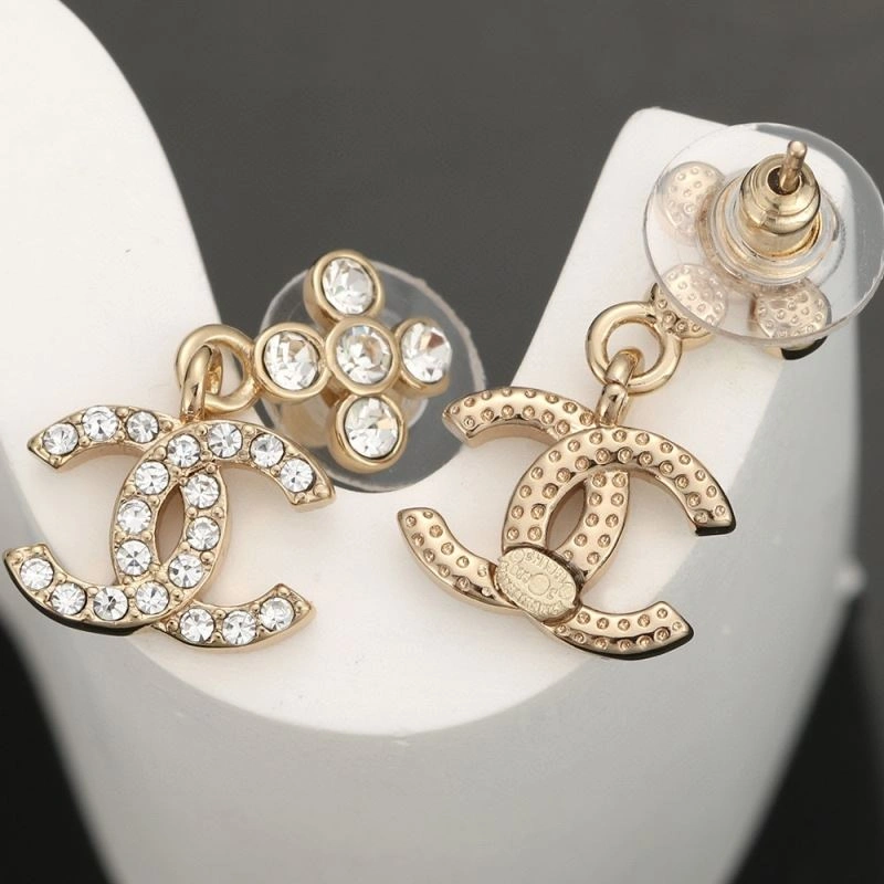 Fashionable Chanel Earrings 227704